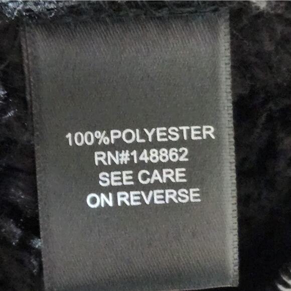 TORRID Black White Varsity Vegan FUR BOMBER JACKET plus‎ size 2 2X new!! - Picture 7 of 11